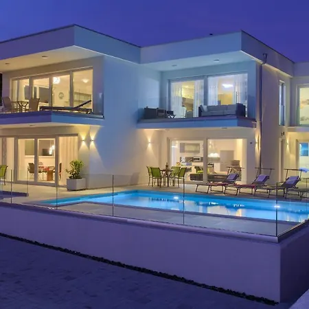 Helines***** Apartmán
